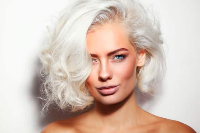5 consecuencias de la decoloración del cabello